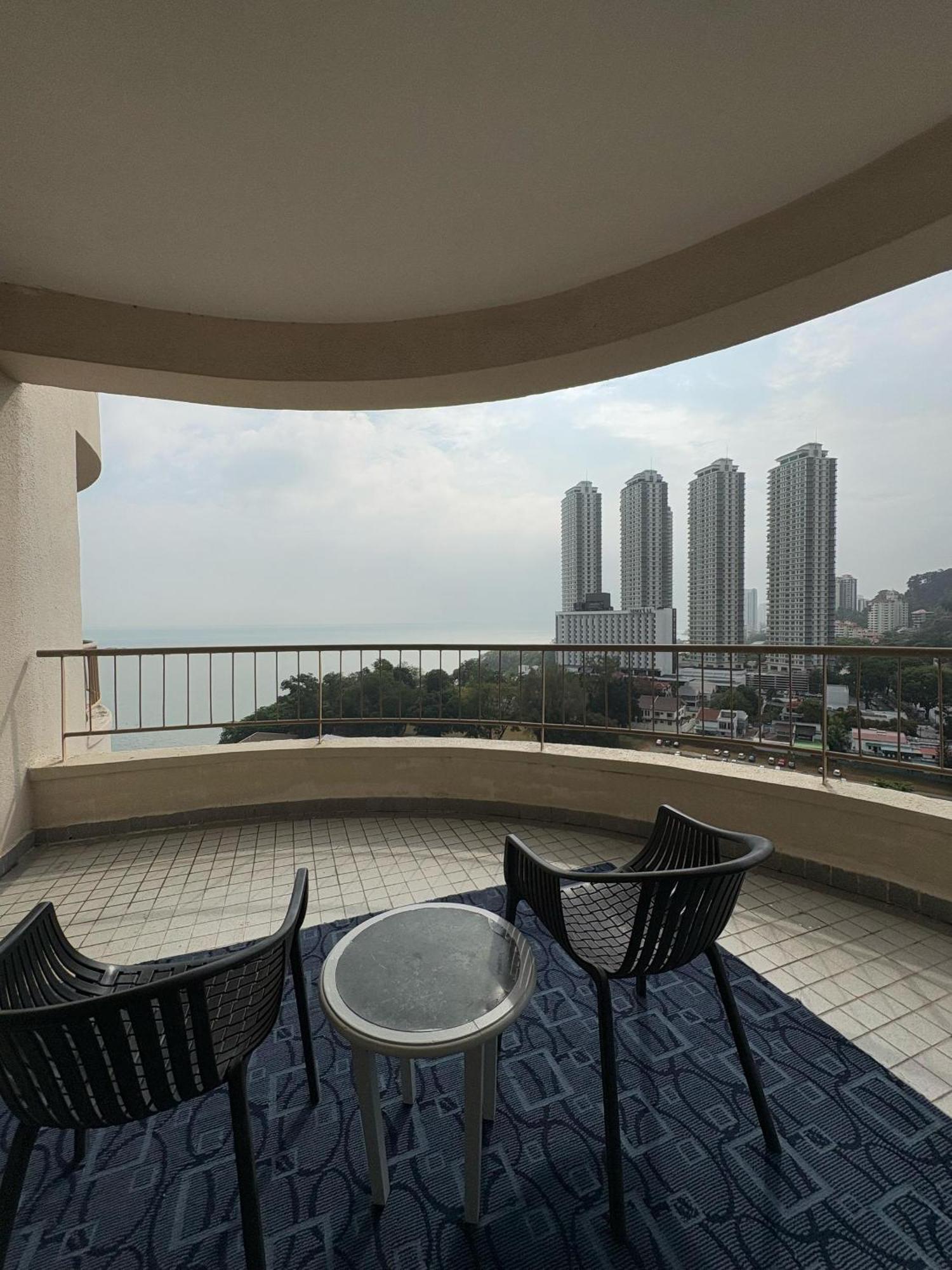 17 Jazz Sweet Beachfront Tanjung Bungah (Penang)